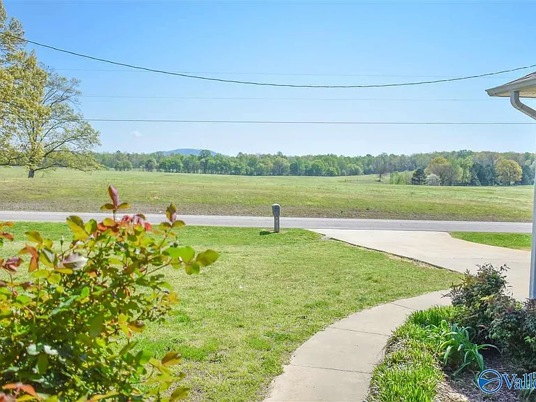 18201 Menefee Rd — Photo 4