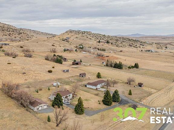 5th image of 293 Southfork Rd