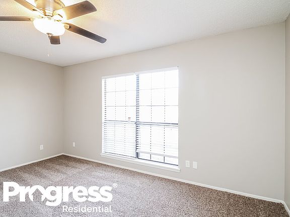 5th image of 821 Bailey Dr
