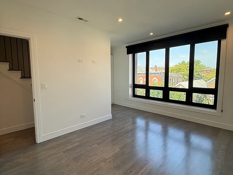 719 N Elizabeth St #3N — Photo 15