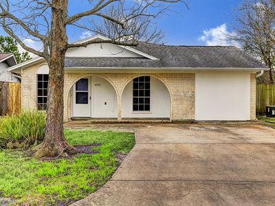 4926 Dollar Reef St, Bacliff, TX, 77518