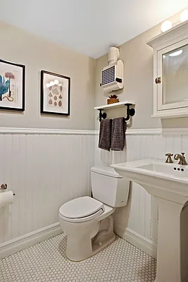 Sold by Corcoran | media 21