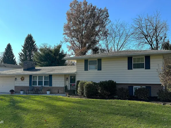 3554 Georgian Ave, Lima, OH 45806