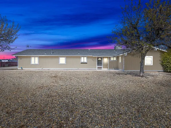 35581 John Albert Dr, Madera, CA 93636