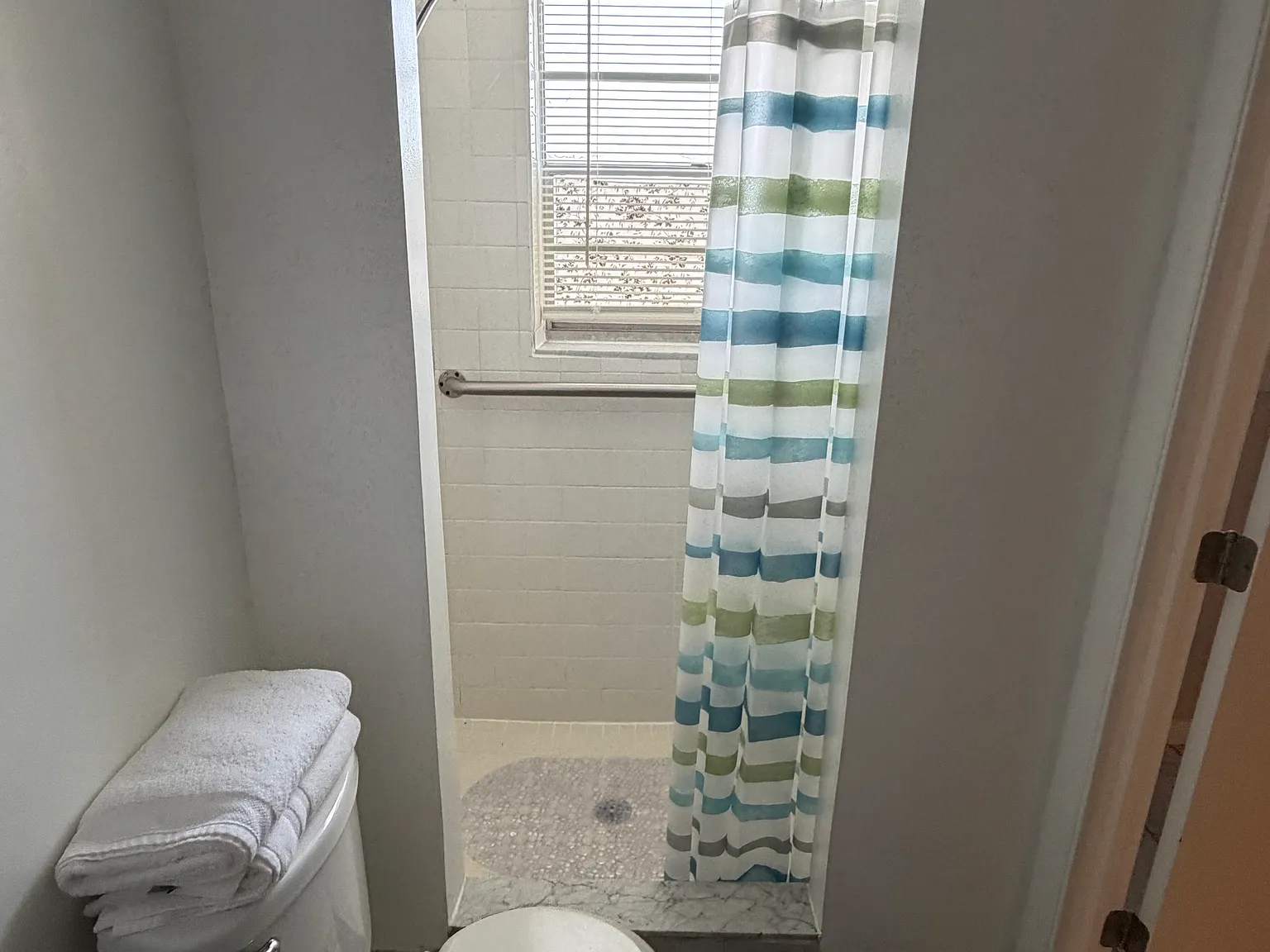 Studio, 500 sqft, $1,850 — Photo 4