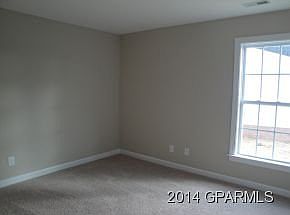 5th image of 409 Kiesee Dr