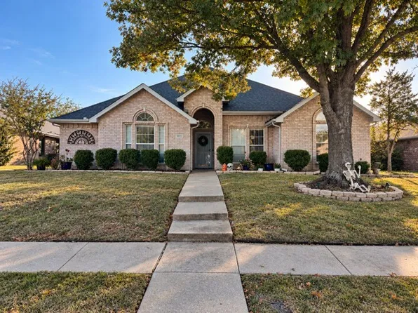 8813 Pheasant Run Dr, Rowlett, TX 75089