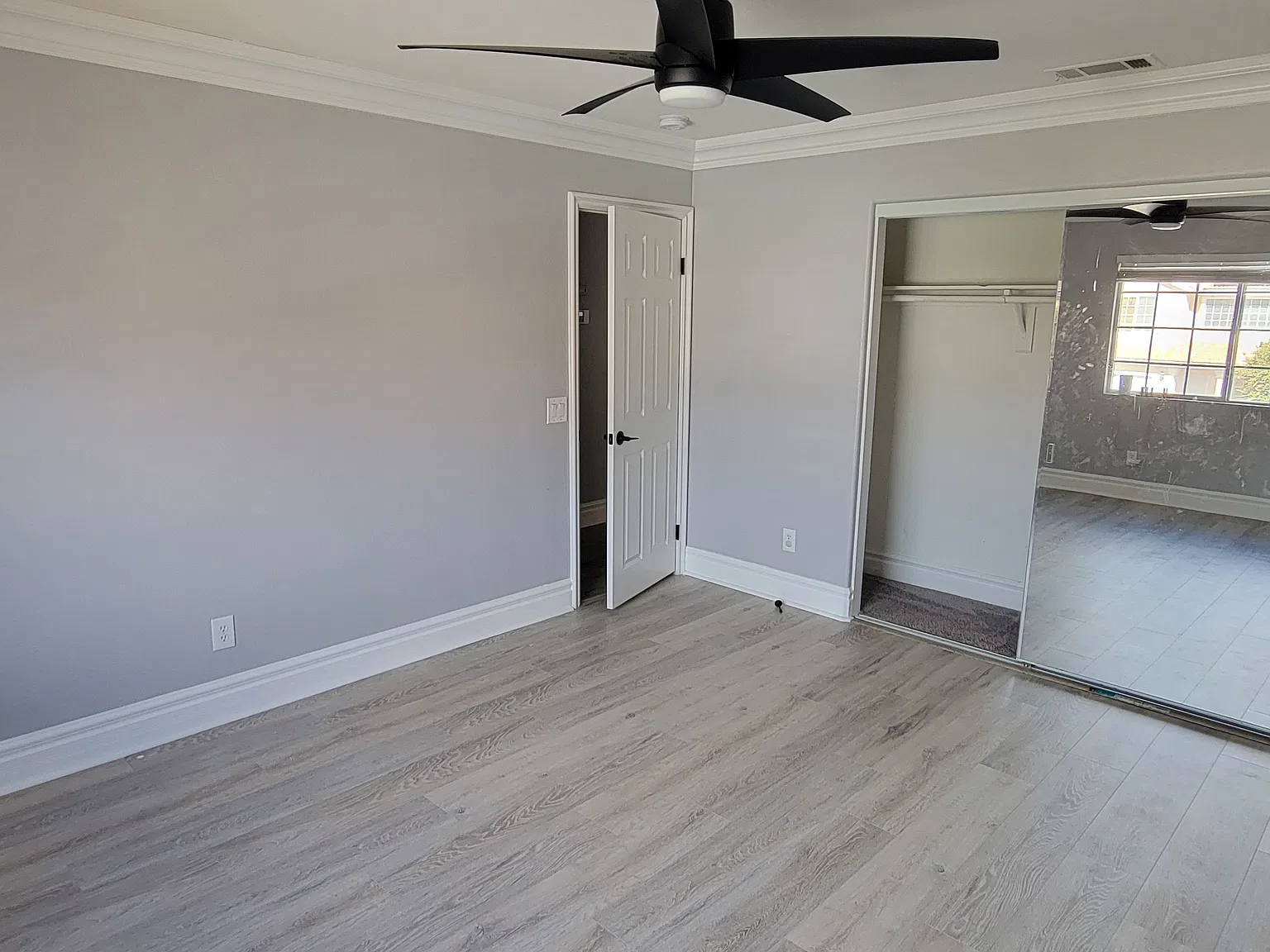 4 bed, 2.5 bath, 2632 sqft, $3,350 — Photo 3