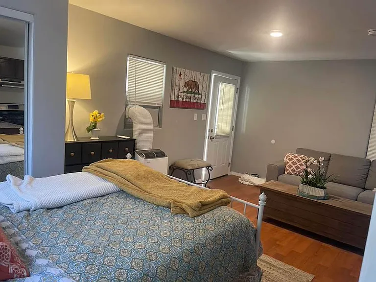 2347 N Alvarado St #2347 — Photo 4