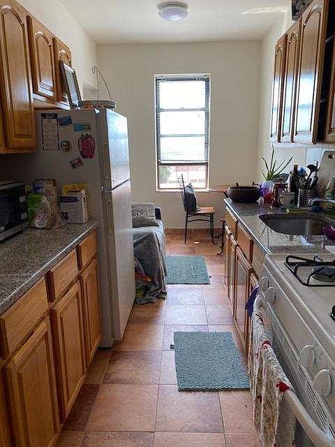 2nd image of 3069 34th St APT 2A