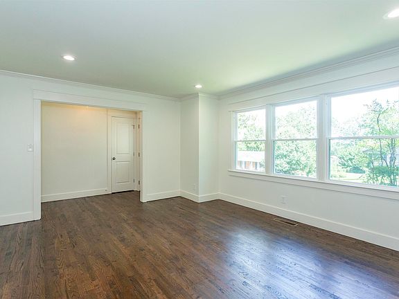 4th image of 624 Oneal Dr