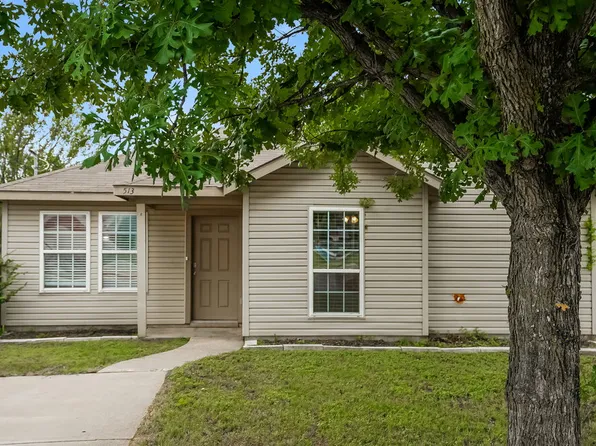 513 N Wood St, Denton, TX 76209