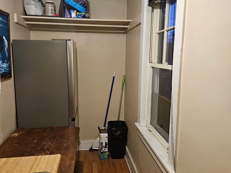 256 S Evaline St #2 — Photo 5