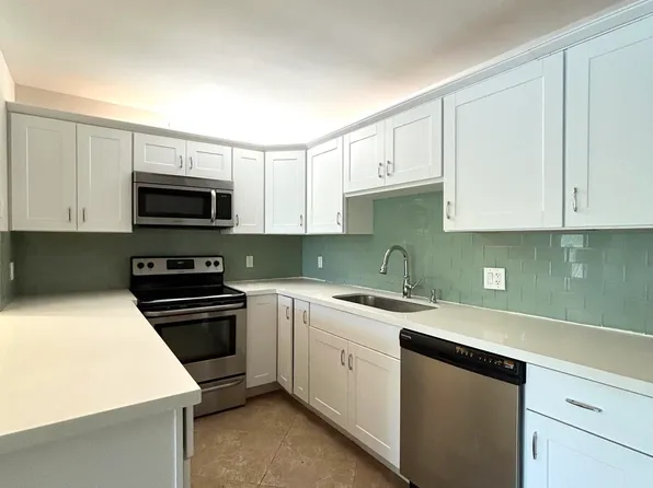 13830 Oneida Drive #G1, Delray Beach, FL 33446
