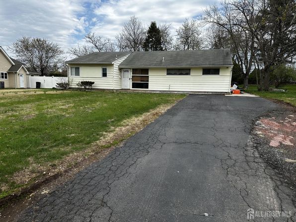 8 Cambridge Rd