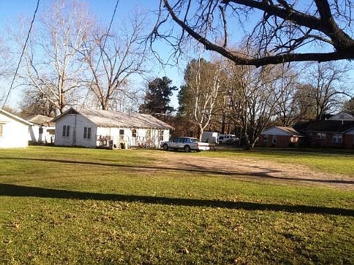 1st image of 400 Church St
