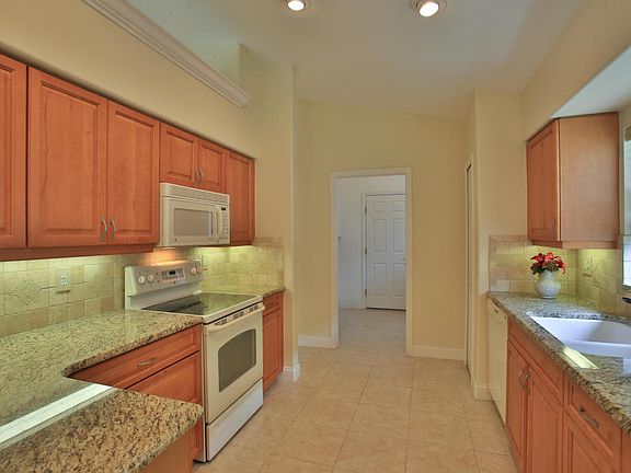 5th image of 1414 Areca Palm Dr