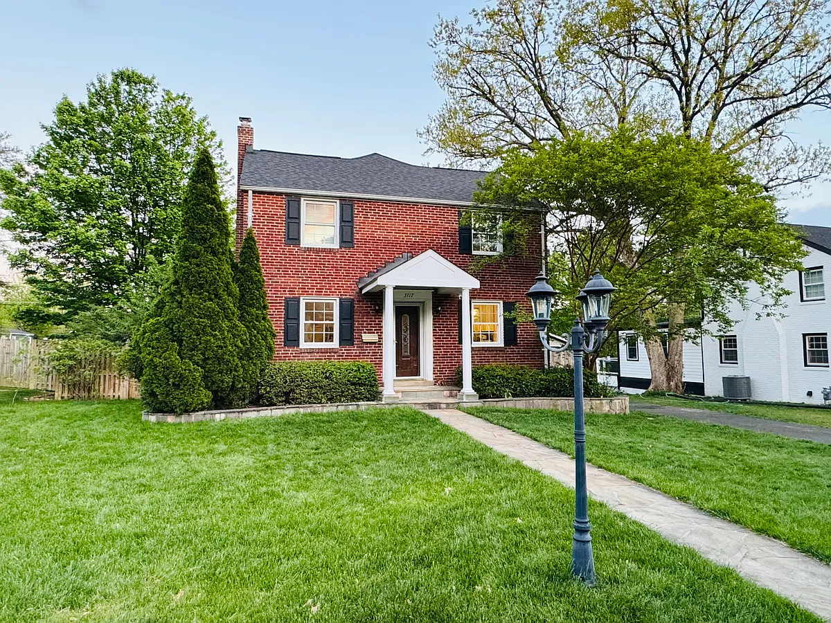 Building Photo - 3117 Celadon Ln
