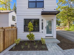 12334C 38th Ave NE, Seattle, WA 98125
