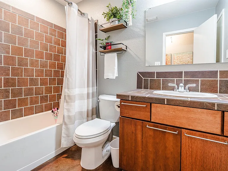 1810 Quanah Parker Trl — Photo 10