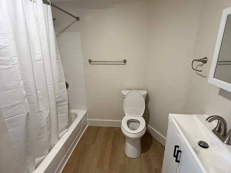 432 Hayward Ave #UP — Photo 9
