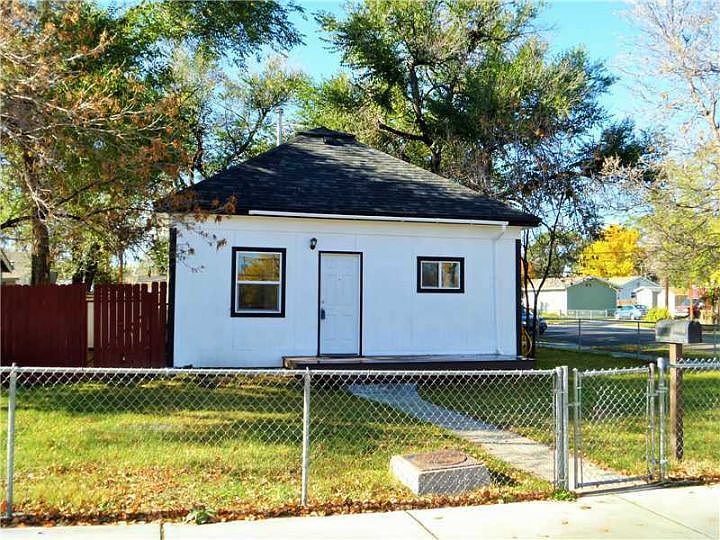 1st image of 702 S 31st St