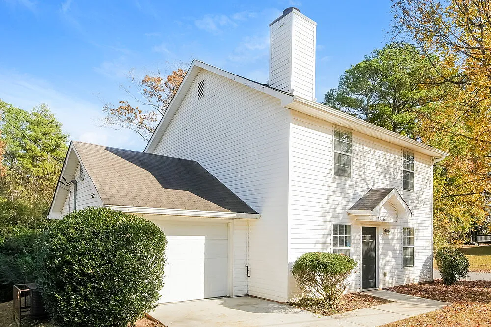 4 bed, 3.0 bath, 1500 sqft, $2,490 — Photo 4