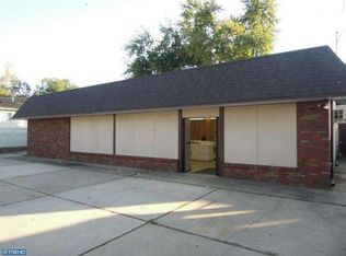 15 Howell St, Trenton, NJ 08610