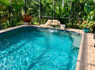 1596 Pinyon Pine Dr, Sarasota, FL 34240