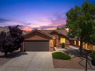 1040 Talang St NW, Albuquerque, NM 87120