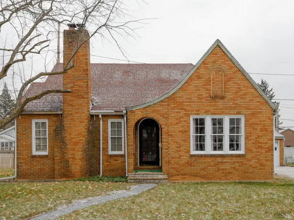 304 Virginia Ave, Sturgis, MI 49091