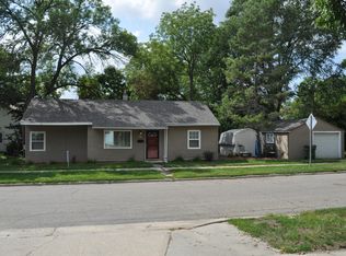 207 13th Ave, Brookings, SD 57006