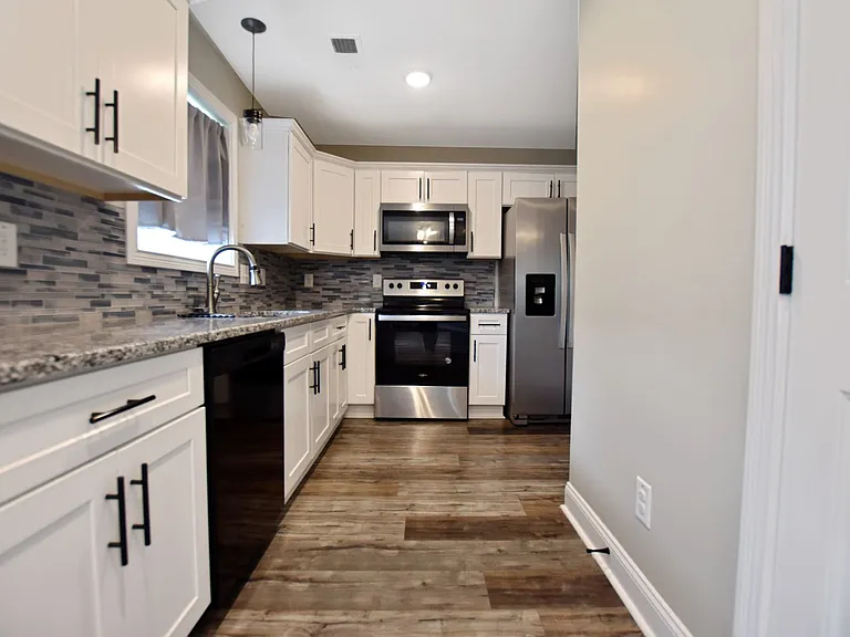 493 Woodtrace Dr — Photo 7