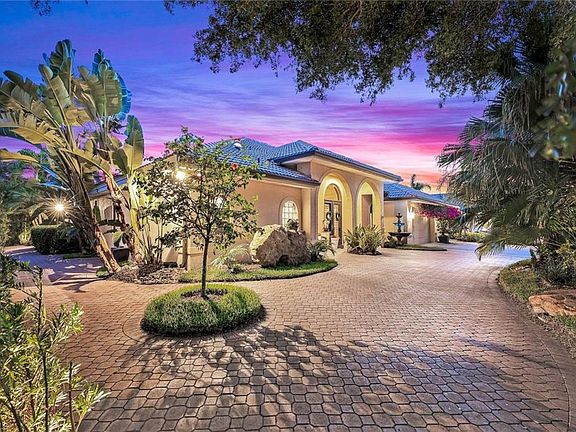 3rd image of 2039 Imperial CIR