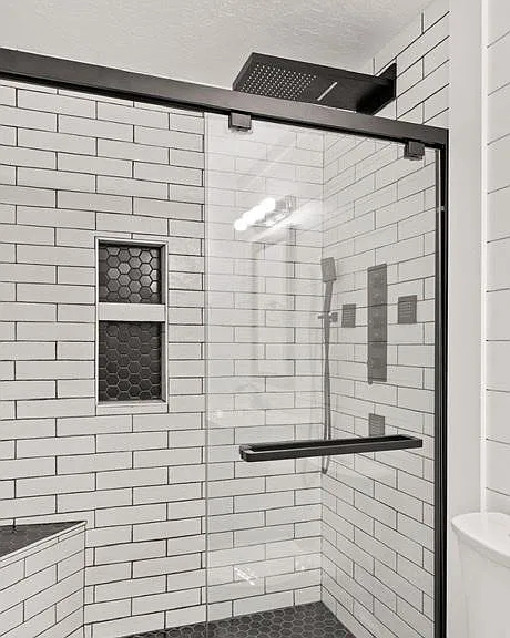 881 S 180 W — Photo 5