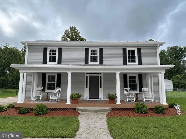 12124 Guinea Dr, Woodford, VA 22580
