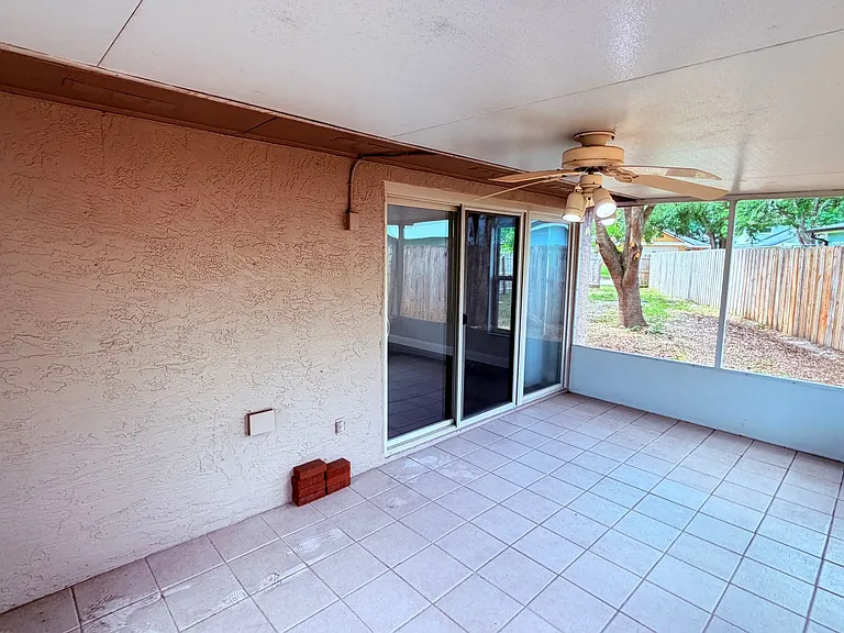 3640 S Saint Lucie Dr — Photo 27