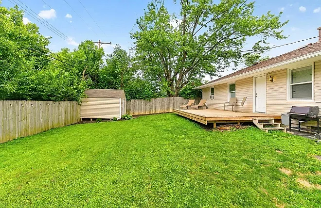 2255 Fenton St — Photo 15