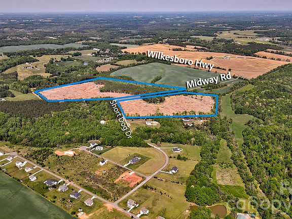 4th image of 225 Midway Rd