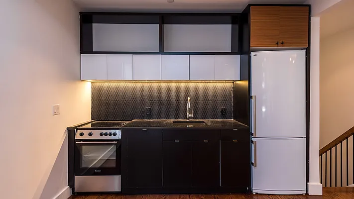 Rented by Nooklyn NYC LLC | media 14