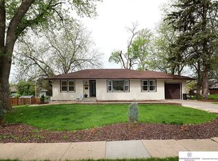 5038 S 83rd St, Ralston, NE 68127