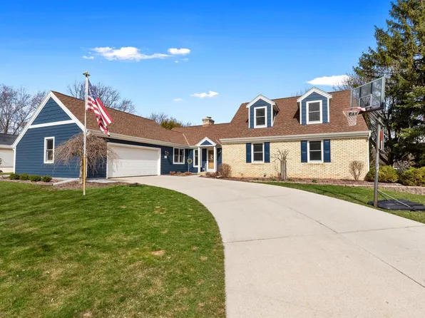 N99W7244 Kingston COURT, Cedarburg, WI 53012
