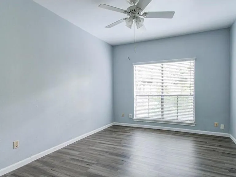 11711 Memorial Dr #381 — Photo 7