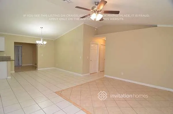 4010 SW 1st Ave — Photo 2