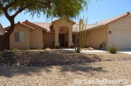 8091 East Olive Anne Lane
						:
						Front Yard Recently Re-landscaped