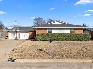 608 SW 23rd St, El Reno, OK 73036