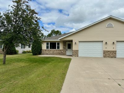 906 McDermott Ave, Kandiyohi, MN, 56251