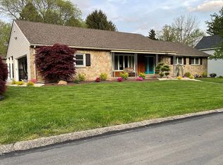 2942 Sunset Dr, Bethlehem, PA 18020