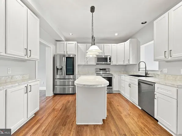 306 E Mulberry St, Kennett Square, PA 19348