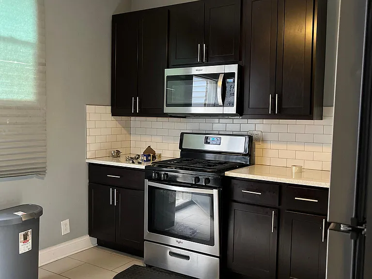 7704 S Laflin St #2 — Photo 12